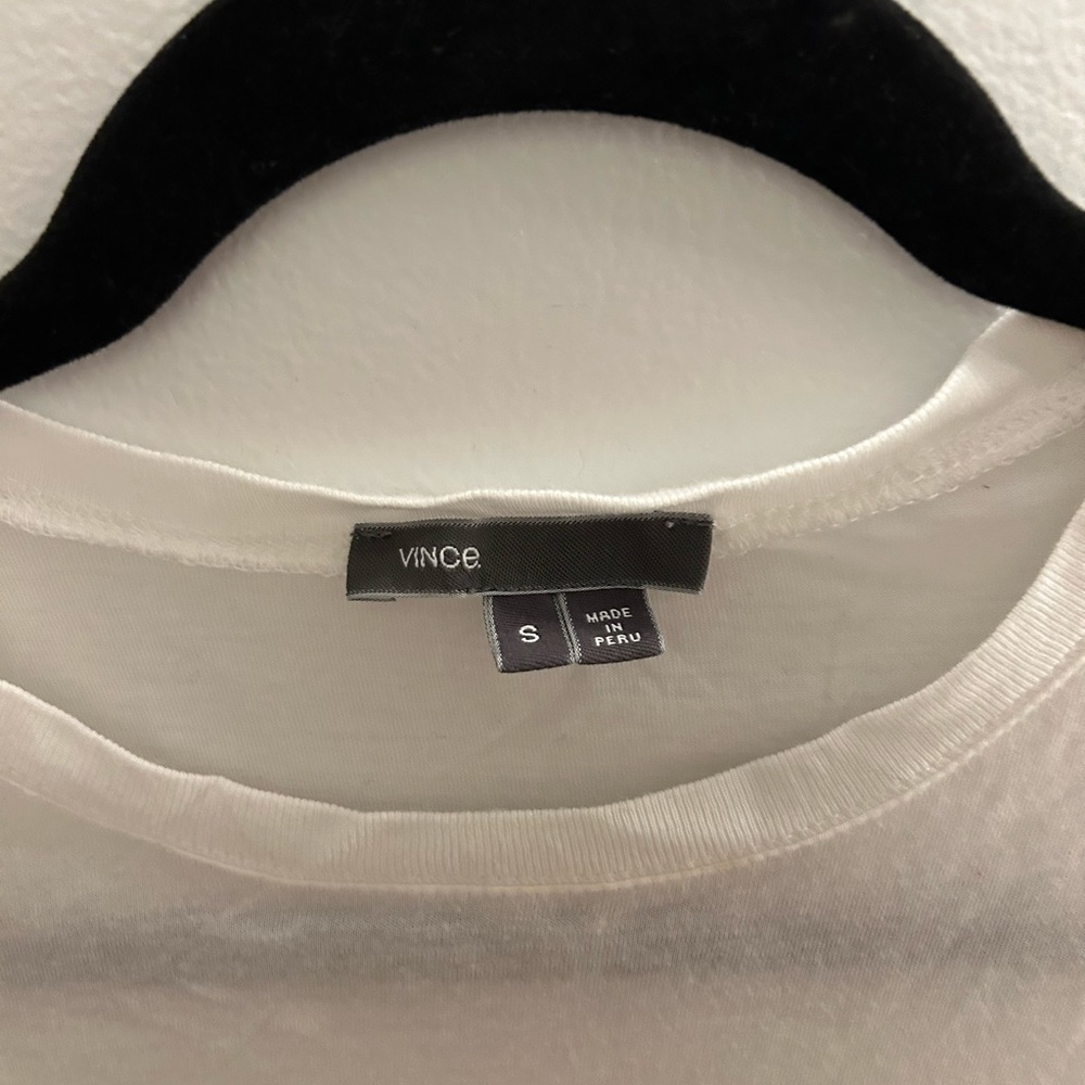 Vince cotton T shirt. Size small great condition!